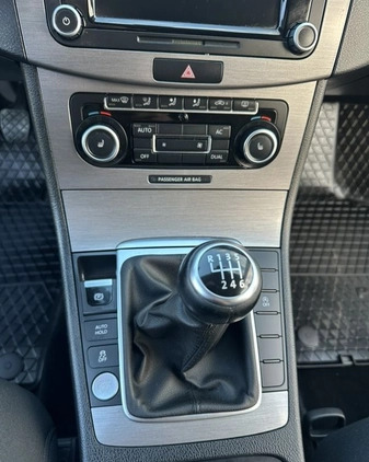 Volkswagen Passat cena 34300 przebieg: 212000, rok produkcji 2011 z Bystrzyca Kłodzka małe 407